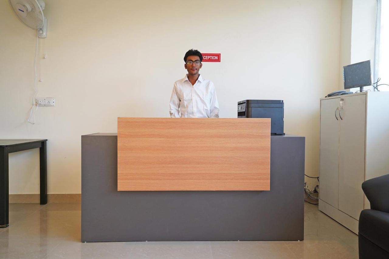 Oyo Flagship 77122 Gmd Vasundhara Ghaziabad Eksteriør billede